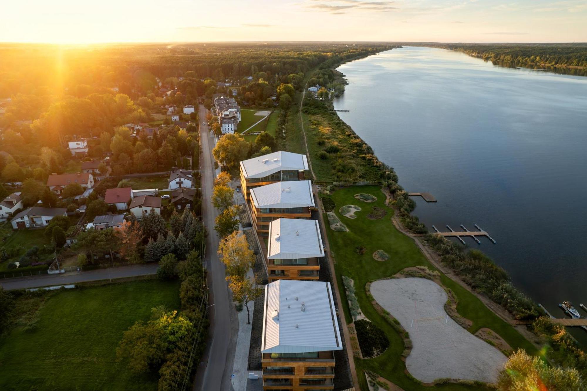 Aparthotel Riva Zegrze Zegrze Poludniowe Exteriér fotografie